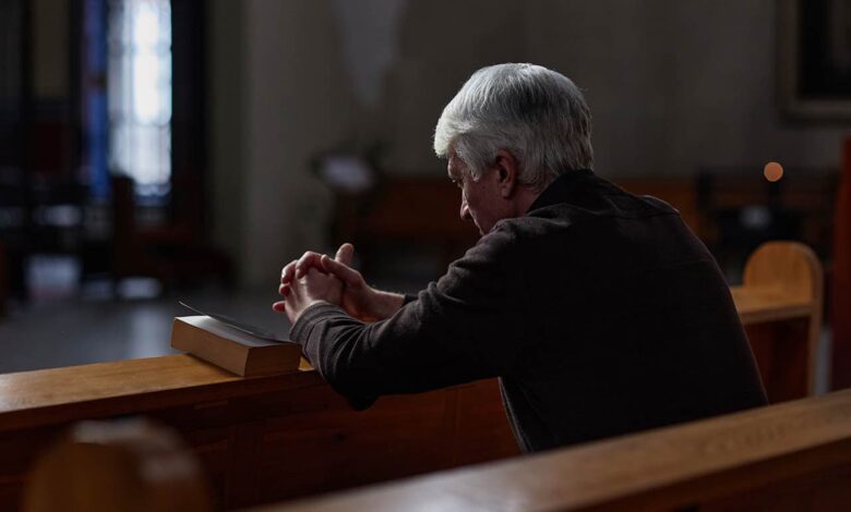 پناهندگی از طریق تغییر مذهب؛ باور واقعی یا بهانه